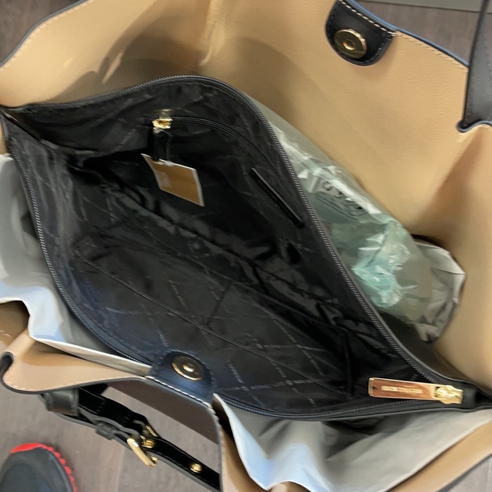 Michael Kors Emilia Large Tote Leather Shoulder Purse Handbag - Picture 5 of 16